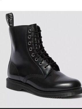 Dr. Martens Elsham Lace-Up Boots Size 6